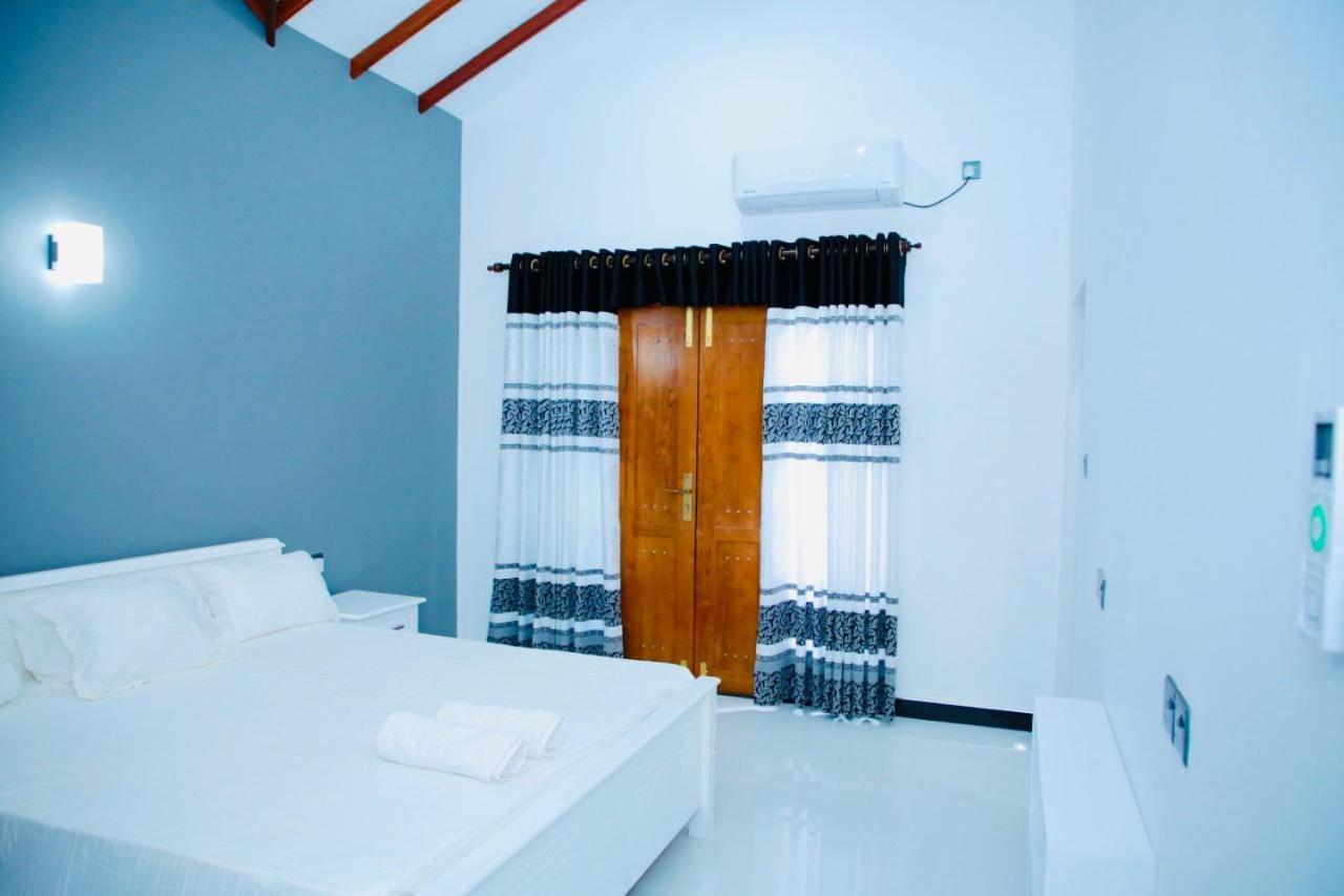 Maha Oya Lodge Wayikkal Ngoại thất bức ảnh