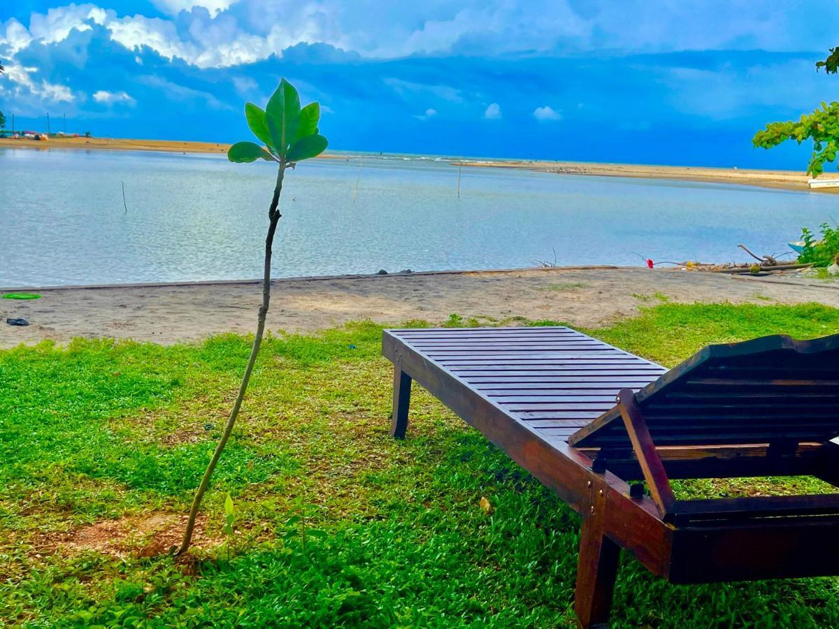 Maha Oya Lodge Wayikkal Ngoại thất bức ảnh